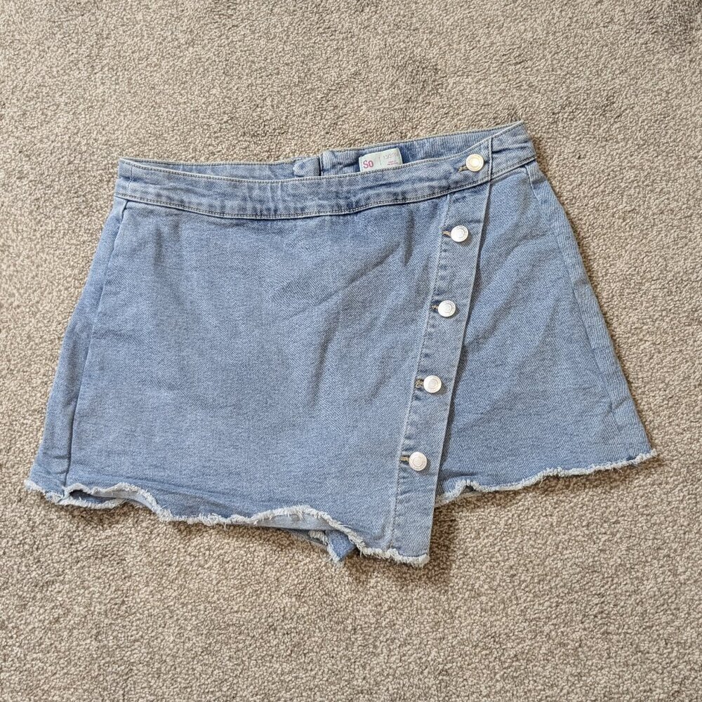 SO Blue Stretch Denim, Short, Button Cut-Off Skort; Back Zipper; Size 13 / 31